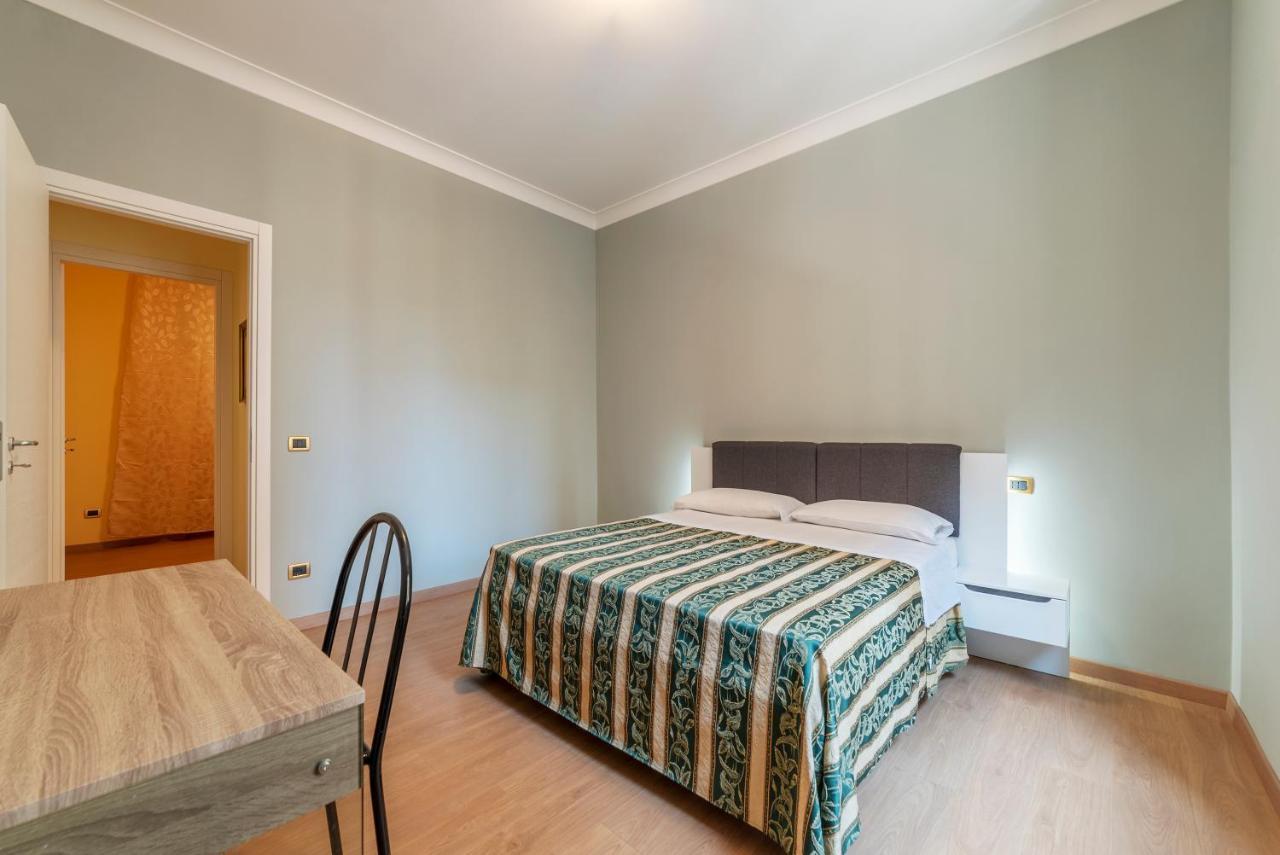 Termini Station Elegant And Roomy Apartment Rome Exterior photo